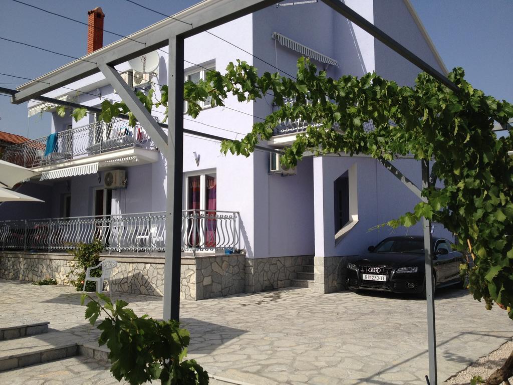 Tribalj Apartments Jerine מראה חיצוני תמונה