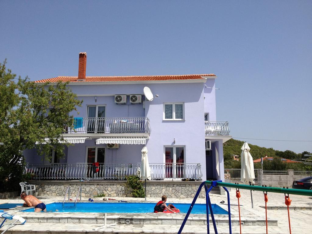 Tribalj Apartments Jerine מראה חיצוני תמונה