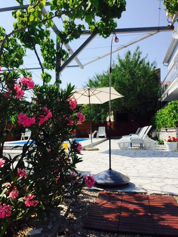Tribalj Apartments Jerine מראה חיצוני תמונה